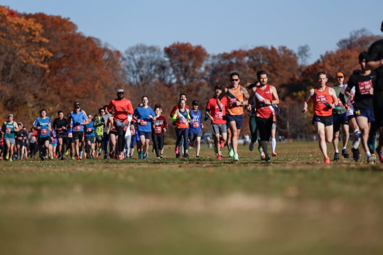 How to Train with a Cross Country Running Club