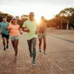 Running with a Group vs. Running Solo